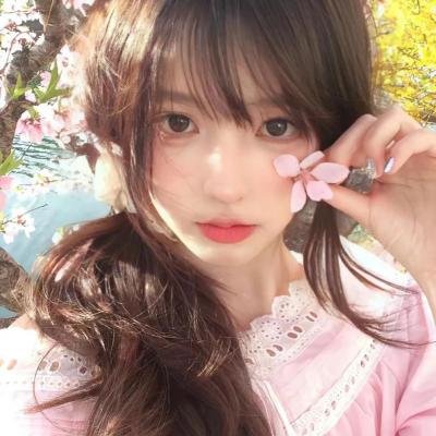 她来自台北